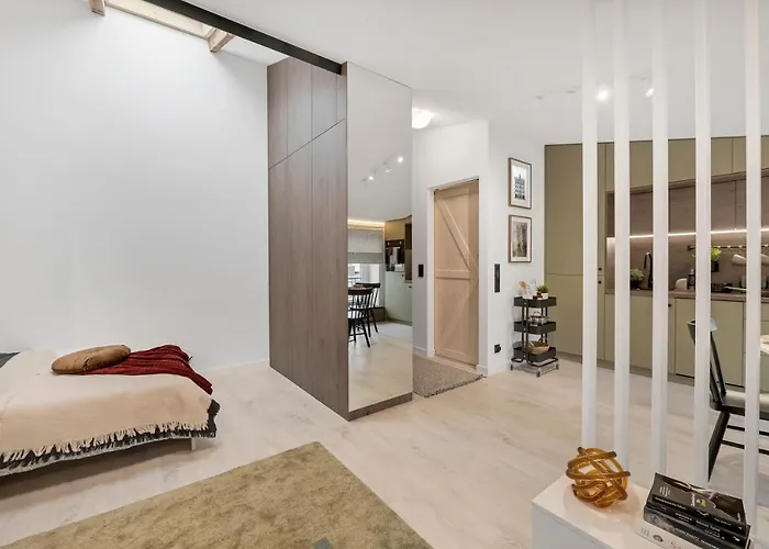 Апартаменты West Side Piotrkowska *