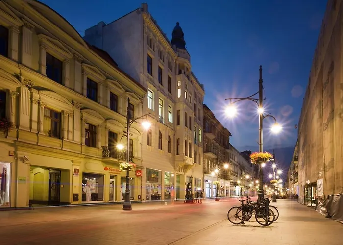 West Side Piotrkowska Апартаменты Лодзь